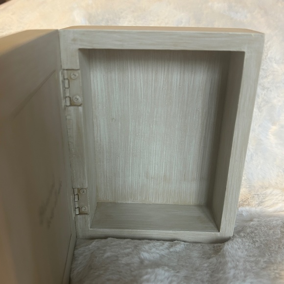 WILLOW TREE [ PRAYER ] MEMORY BOX Keepsake Susan Lordi Easter Gift - Picture 4 of 9